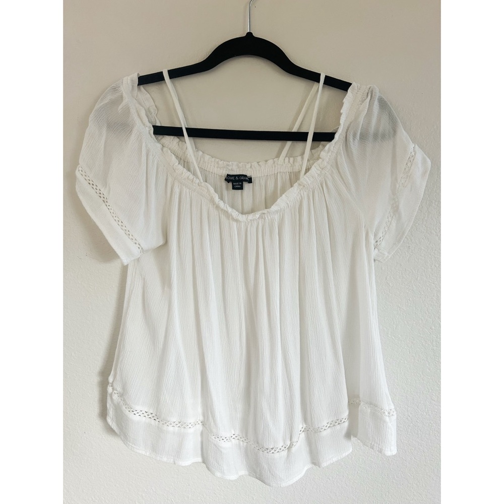 Harlowe & Graham flowing white cold shoulder tunic blouse